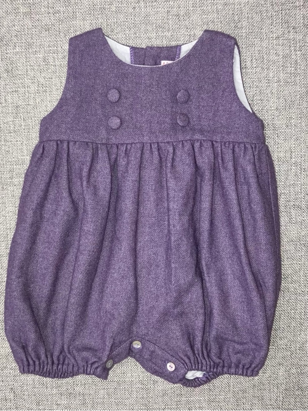 La Coqueta 6m bubble romper EUC